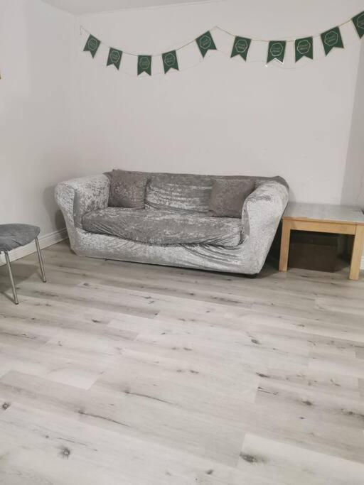 Holiday home 3 Bedroom Near Windsor Castle, Legoland, & Heathrow
